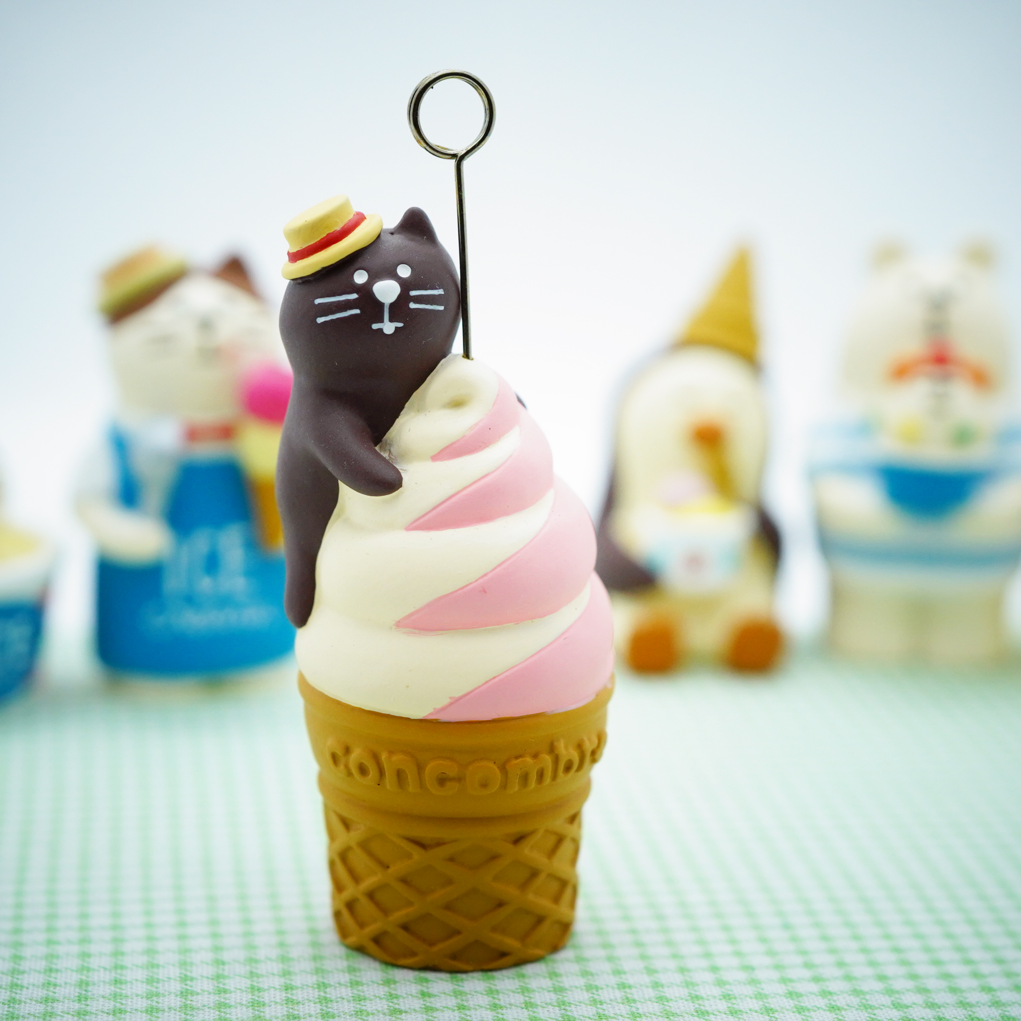 香港 デコールコンコンブル-スノーキャットアイスクリームショップ