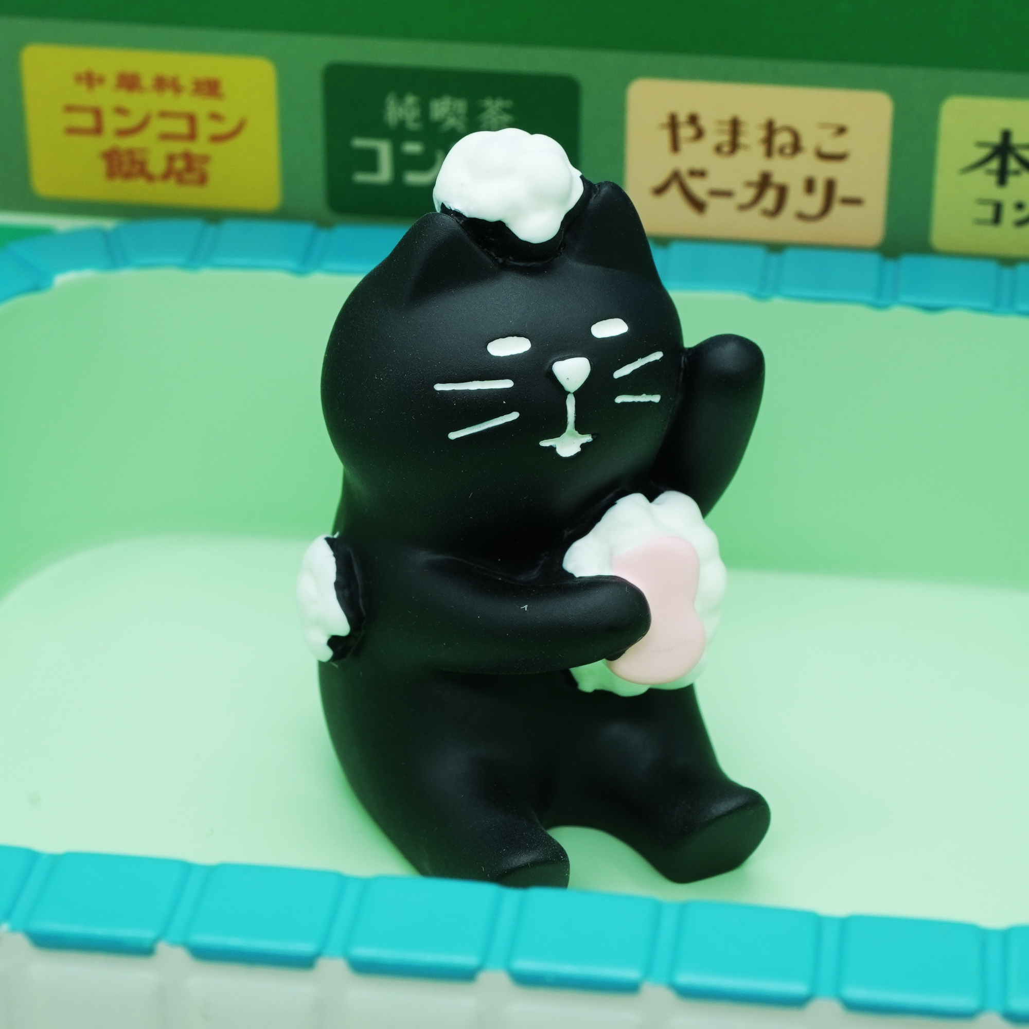 香港 ジャパン デコレ コンコンブル ハッピービッグバス Decole